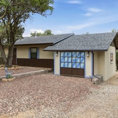Private Prescott Studio | Full Kitchen
