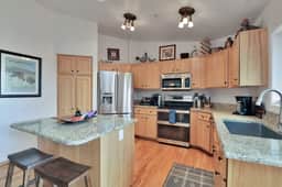 *Secluded Forest Retreat* Charming 4Bedroom Cabin