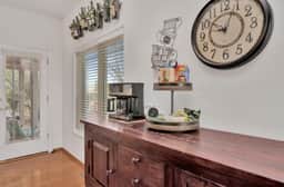 Large Home Perfect for family gatherings Views