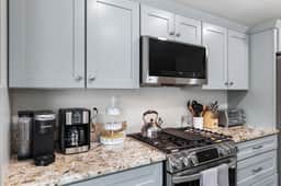 Pet-Friendly 2BR/2BA Getaway Near Whiskey Row