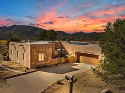 10901 N.Deer Hill Ln