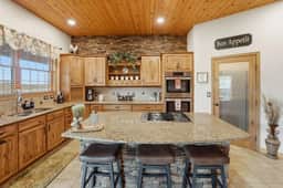 Mountain Lodge Retreat | Hot Tub • Game Rooms • Sleeps Large