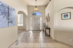 Mountain View Retreat | Panoramic Views - Image 2