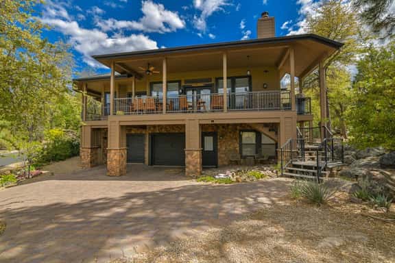 Mountain Retreat | Hot Tub & Fire Pit - Image 1