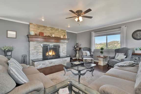 Luella House | Hilltop Views & Basketball - Image 1