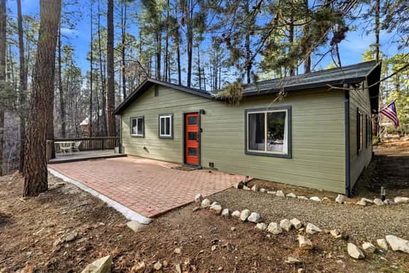 Peaceful Prescott Cabin Near Goldwater Lake - Image 1
