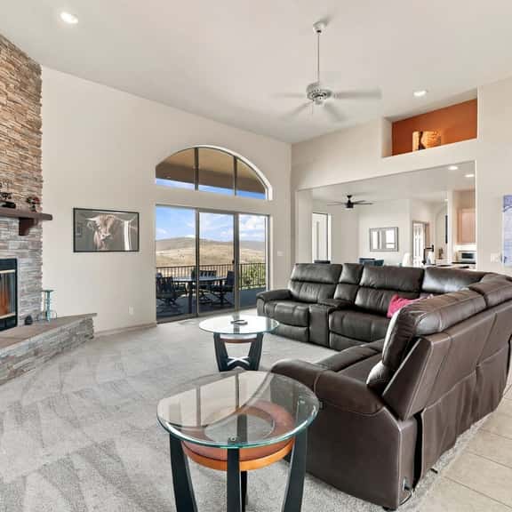 Mountain View Retreat | Panoramic Views - Image 1