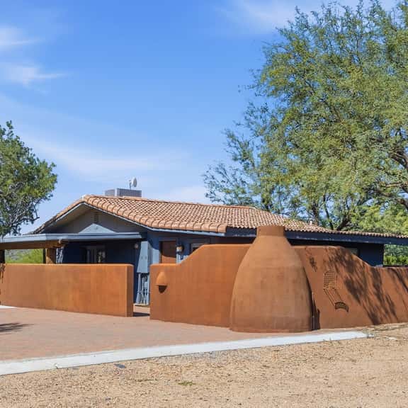 Cave Creek Casita | Desert Courtyard & BBQ - Image 1