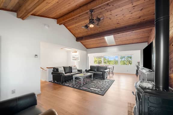 Escape to The Mountains! *Amazing Views*