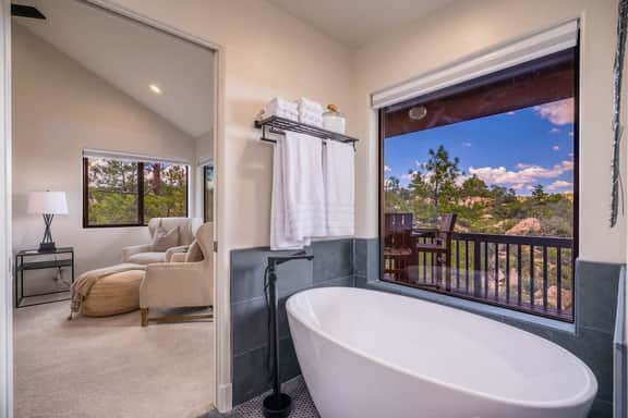 Lux Home with Guest House 5min from Downtown