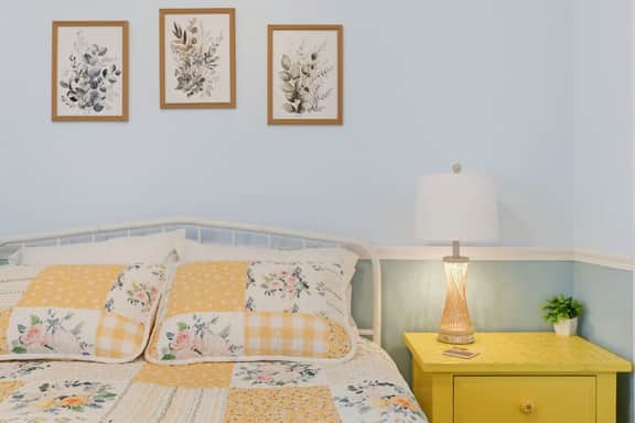 Cozy 2BR/2BA |Casita Bonita!| rustic charm vibes!