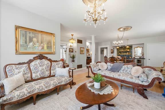 Historic Victorian Elegance in the Heart of Downtown Prescott