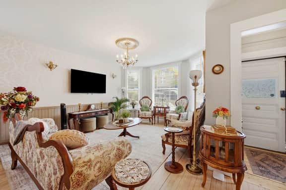 Historic Victorian Elegance in the Heart of Downtown Prescott