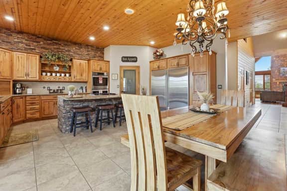 Mountain Lodge Retreat | Hot Tub • Game Rooms • Sleeps Large
