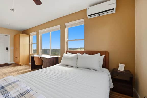 Cozy 1BR casita with stunning panoramic views - Image 2