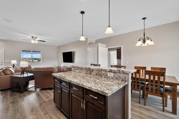 Comfortable 2BR Retreat Near Gunsite Academy