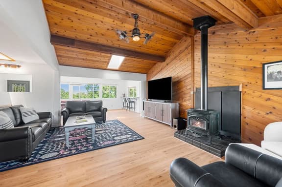 Escape to The Mountains! *Amazing Views*