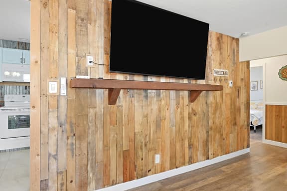Cozy 2BR/2BA |Casita Bonita!| rustic charm vibes!
