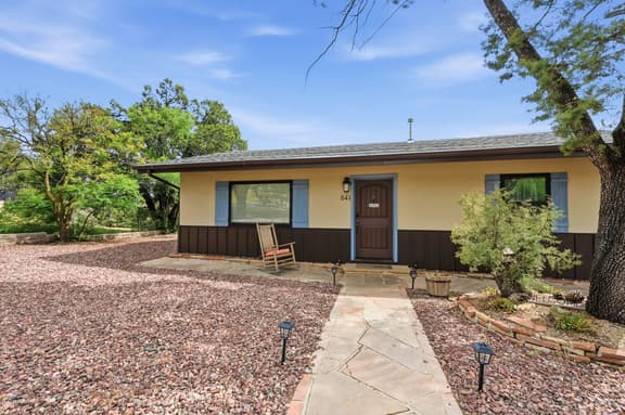 Cozy 2BR/2BA |Casita Danita!| Rustic Charm Vibes!