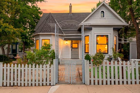 Historic Victorian Elegance in the Heart of Downtown Prescott